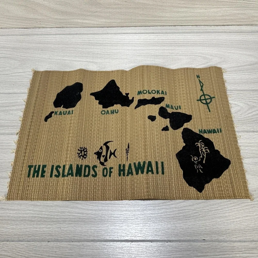 Hawaiian Woven Placement 1960s The Islands of Hawaii Vintage 17.75x11.75